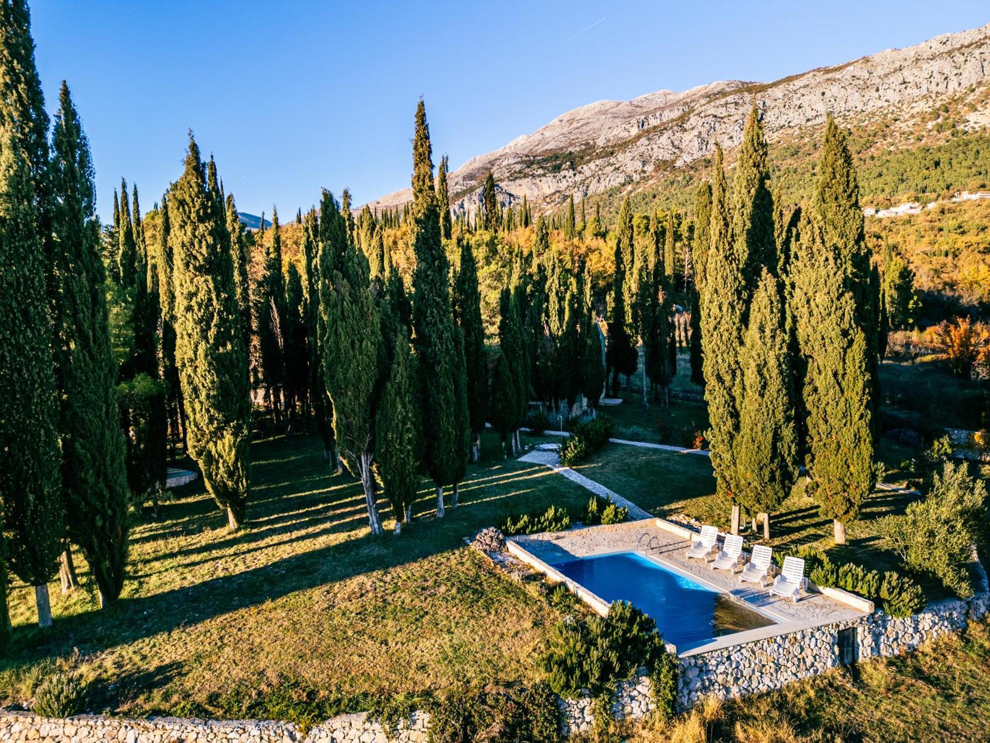 Country House Uros In Nature With Pool Lovorno Exterior foto